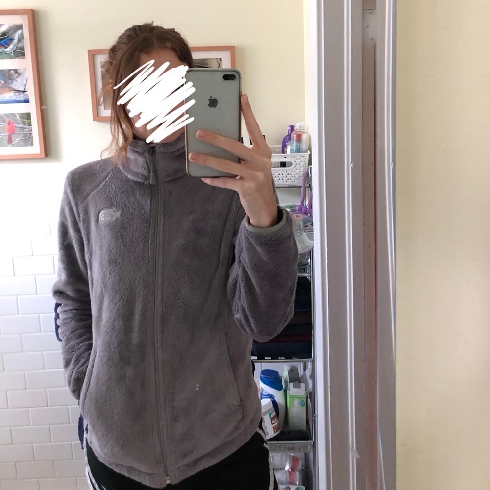 North Face zip up fuzzy jacket - Picture 5 of 6